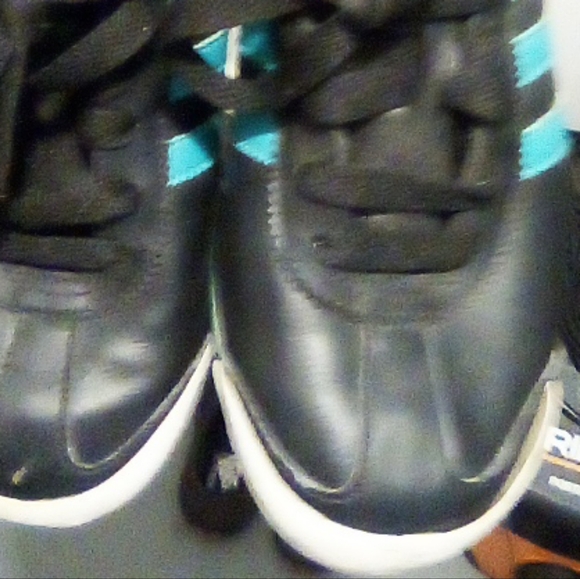 Adidas Shoes Unisex Size 5.5 Black & Green - Picture 11 of 13